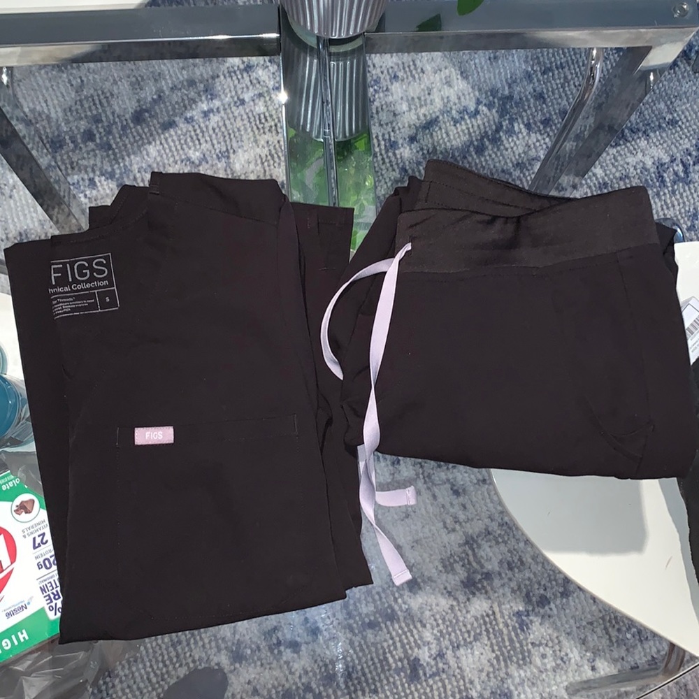 FIGS set black small Zamora jogger Catarina